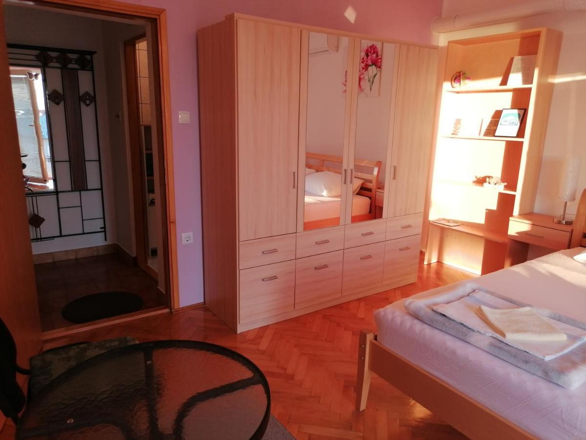 Guest House Pamela 센 외부 사진